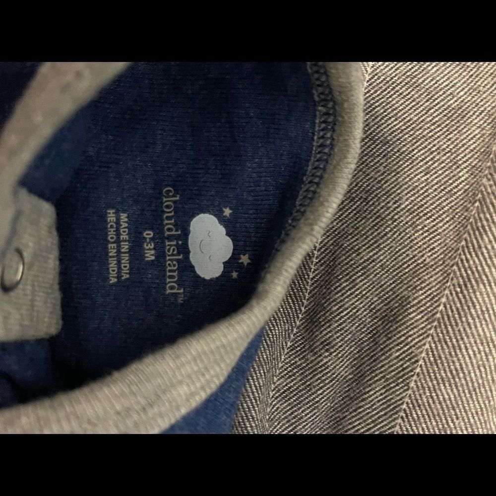 Newborn onesies - Picture 7 of 13